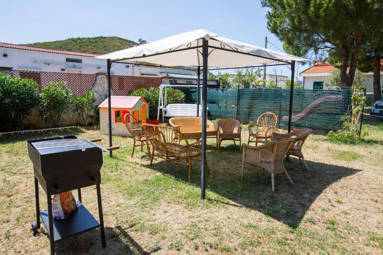 One Love Apartments Lupetto Exterior photo