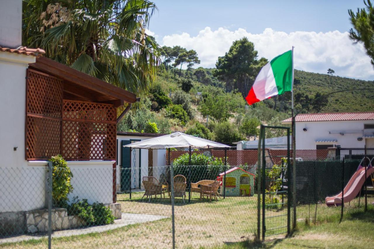 One Love Apartments Lupetto Exterior photo