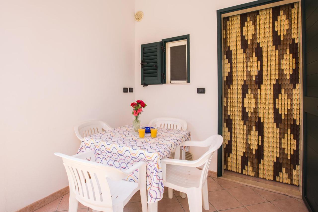 One Love Apartments Lupetto Exterior photo