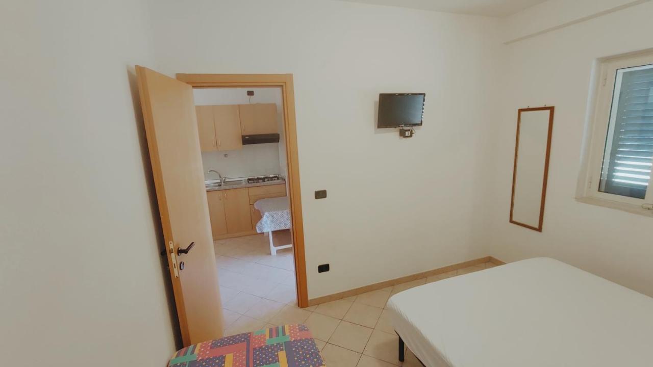 One Love Apartments Lupetto Exterior photo